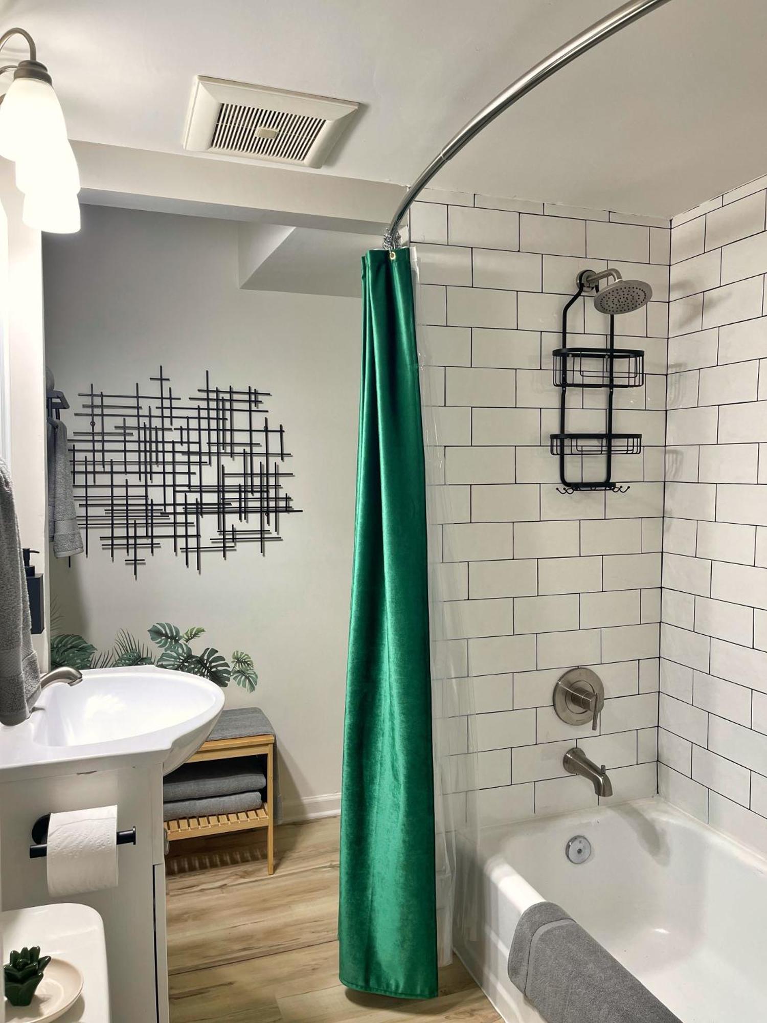 *New* The Cozy Haven, 5 Minutes To Atl Airport Apartment แอตแลนตา ภายนอก รูปภาพ