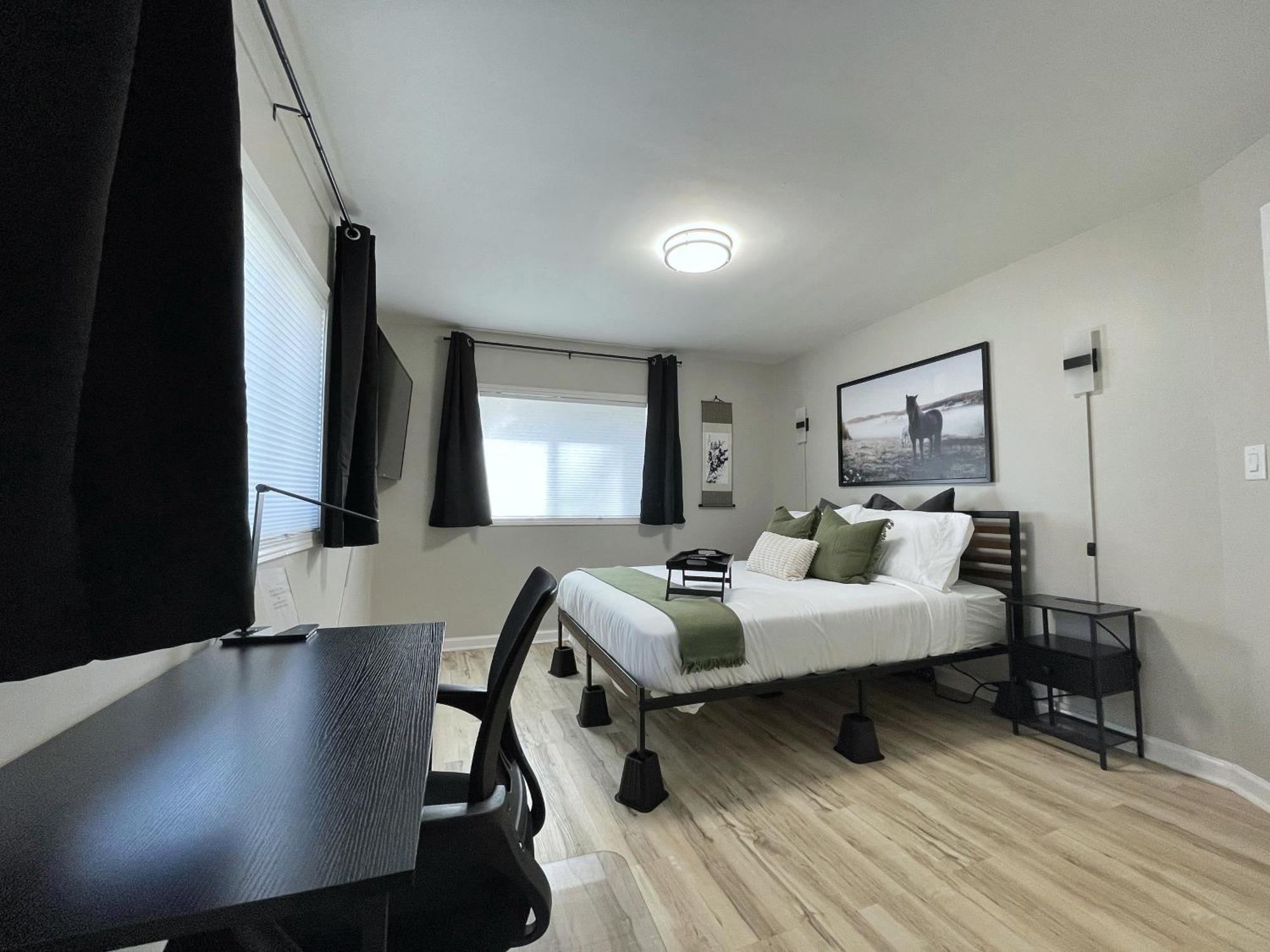 *New* The Cozy Haven, 5 Minutes To Atl Airport Apartment แอตแลนตา ภายนอก รูปภาพ