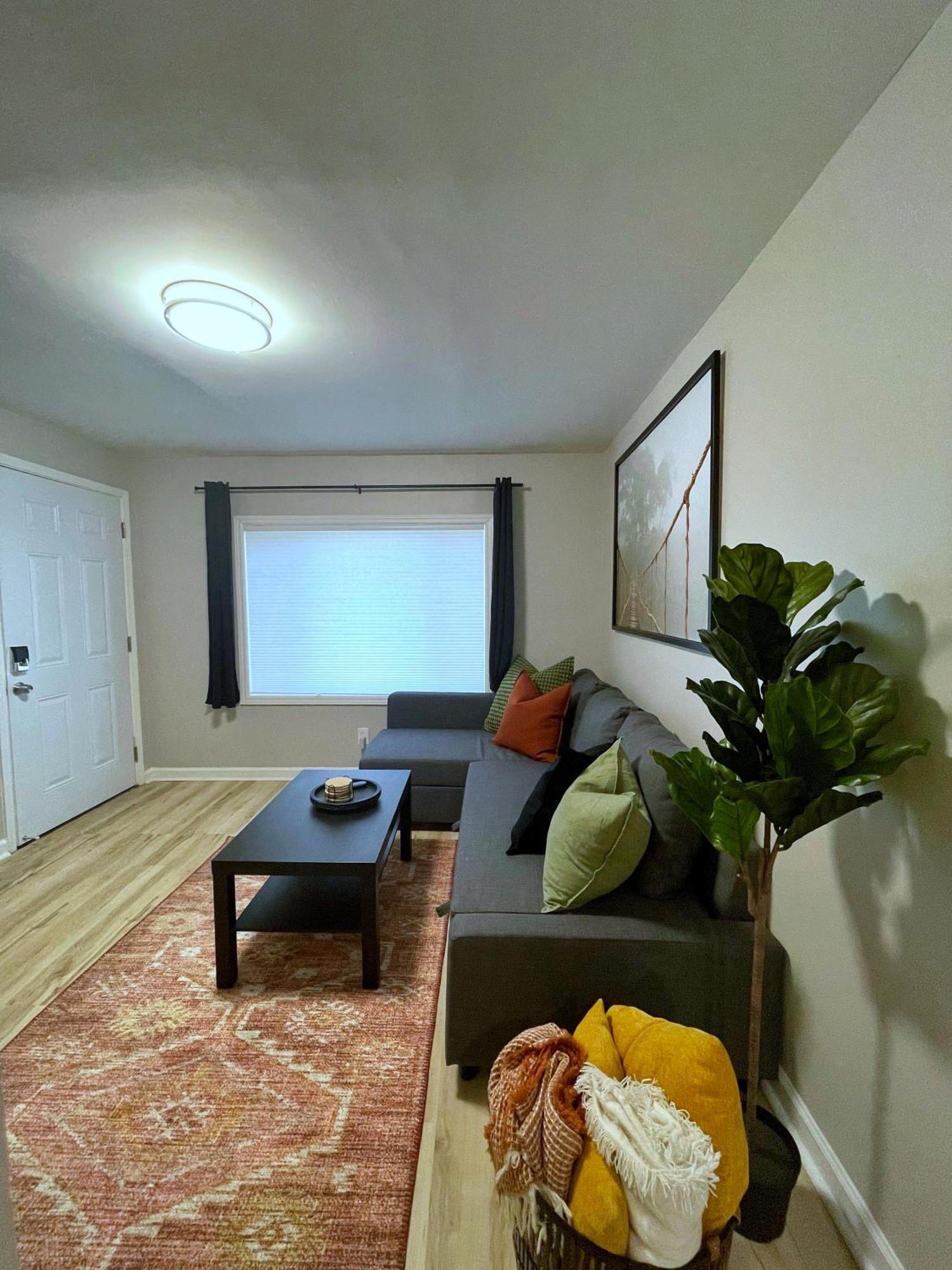 *New* The Cozy Haven, 5 Minutes To Atl Airport Apartment แอตแลนตา ภายนอก รูปภาพ